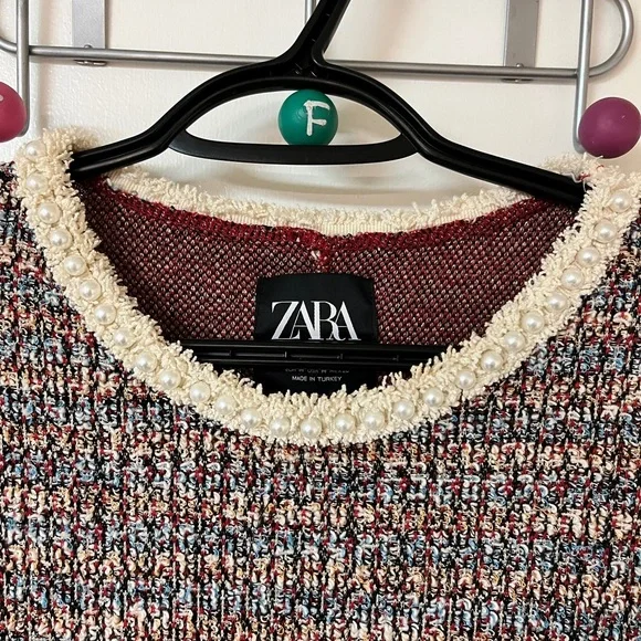 Zara straight shift dress with pearl neckline - Picture 2 of 7